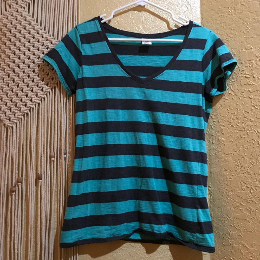 Zine • V-Neck Tee